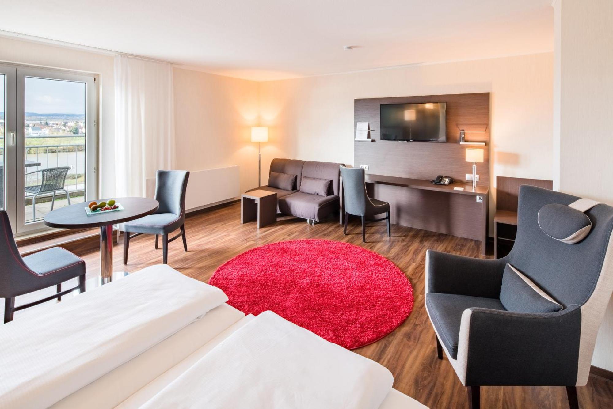 Airways Hotels Frankfurt Airport West Raunheim Bagian luar foto