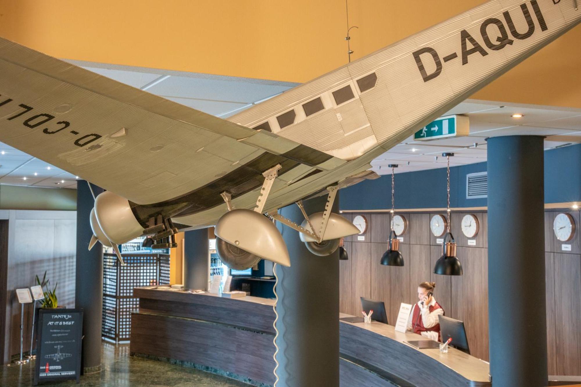 Airways Hotels Frankfurt Airport West Raunheim Bagian luar foto